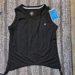 Sporty Black Sleeveless Women's Top